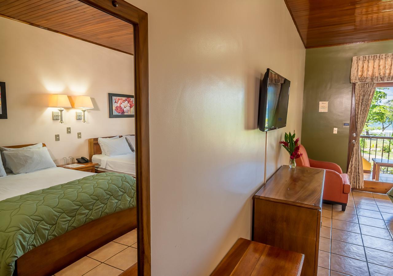 Hotel Manuel Antonio Bagian luar foto