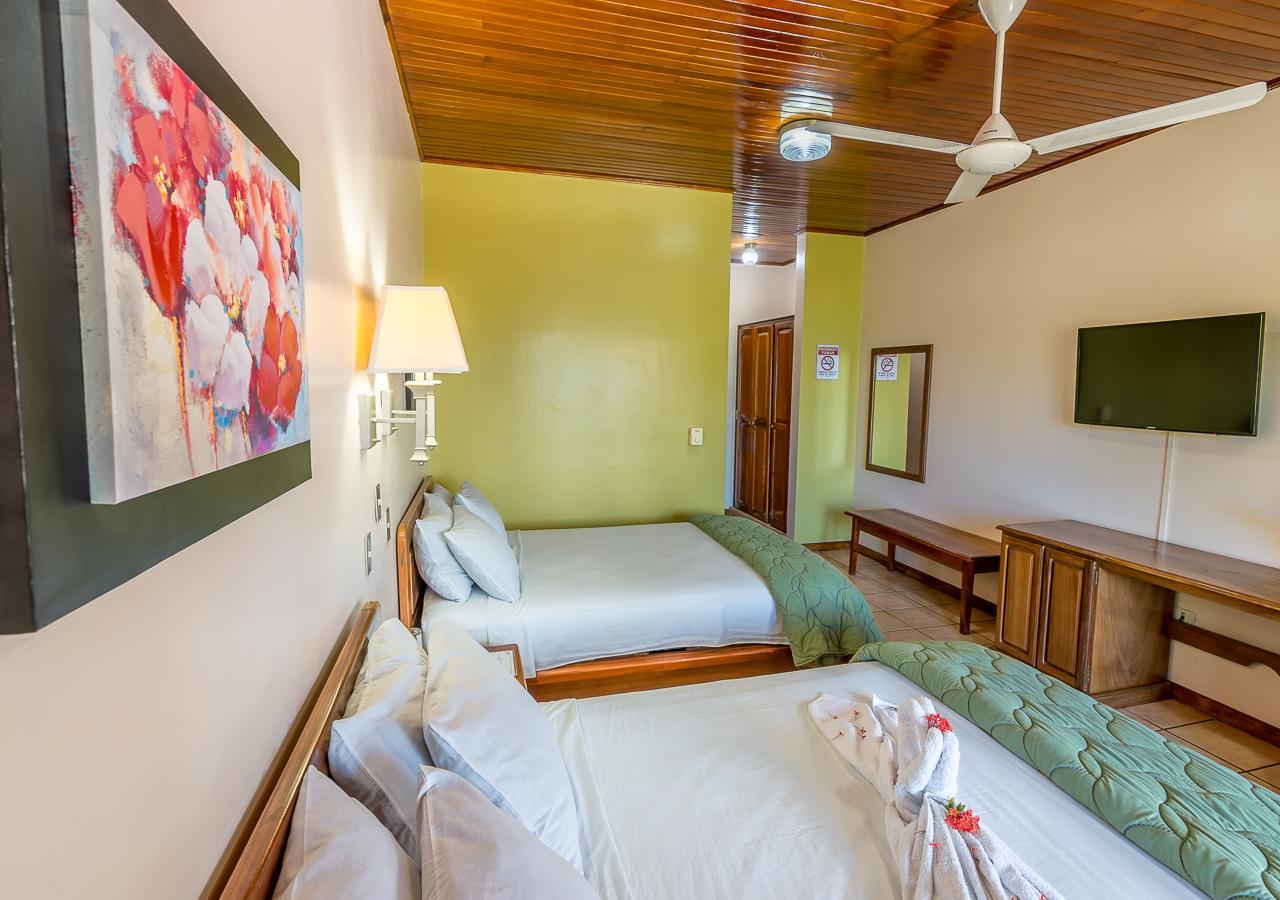 Hotel Manuel Antonio Bagian luar foto