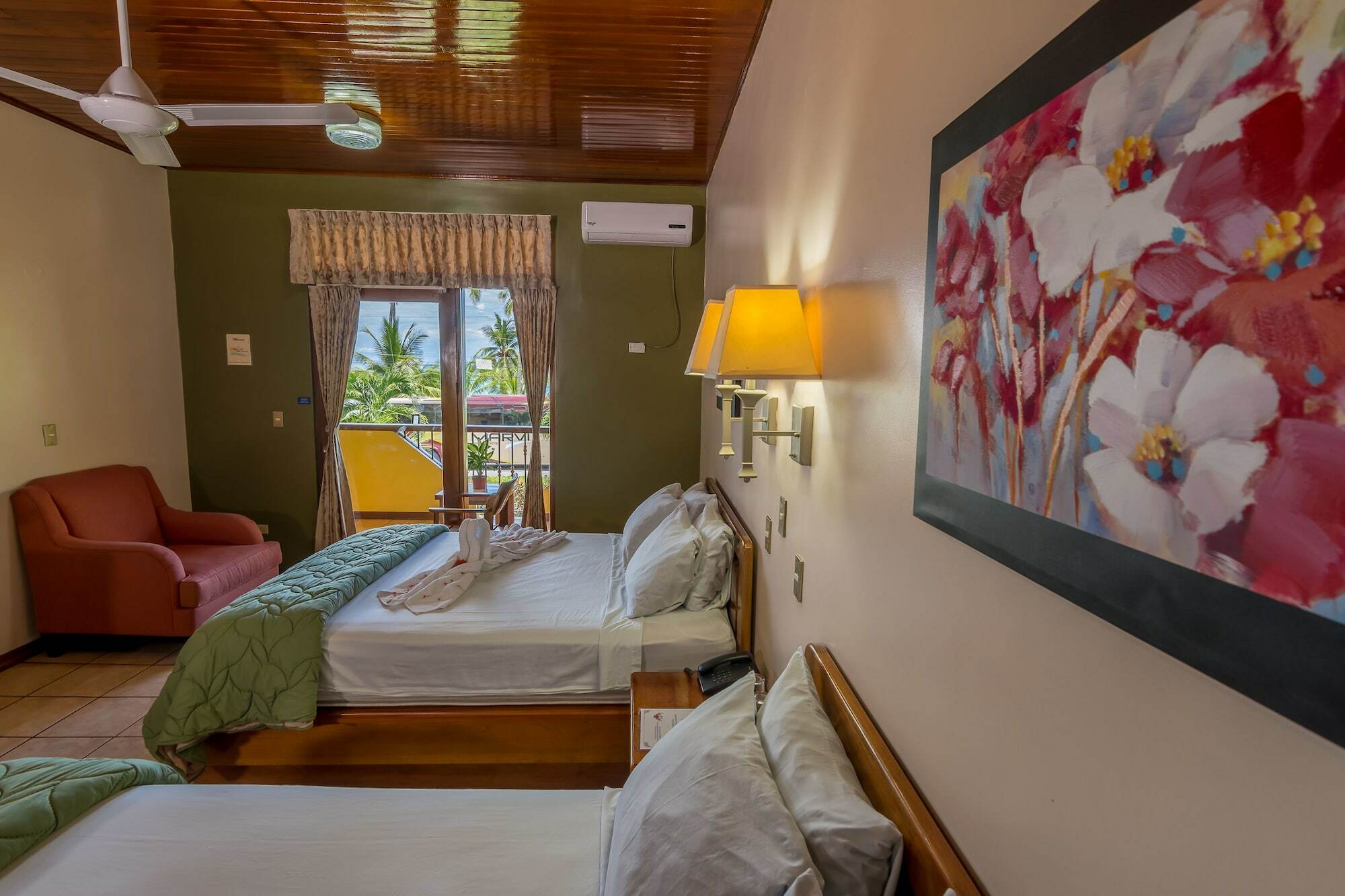 Hotel Manuel Antonio Bagian luar foto